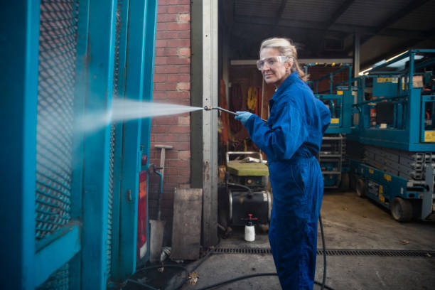 Best Gas Station Cleaning  in Benbrook, TX